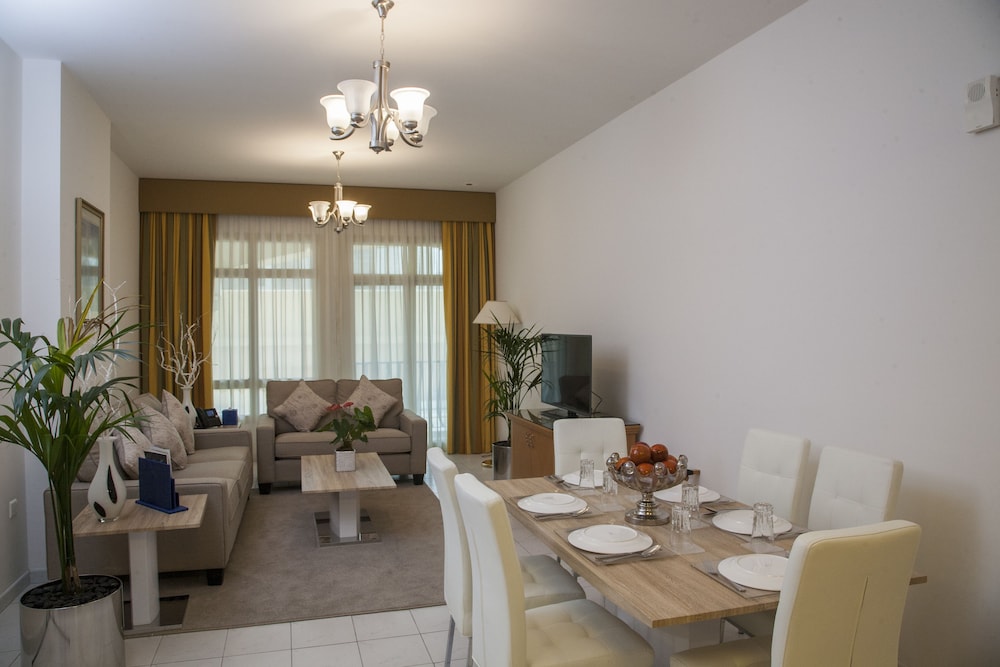Roda Al Murooj Residences 11