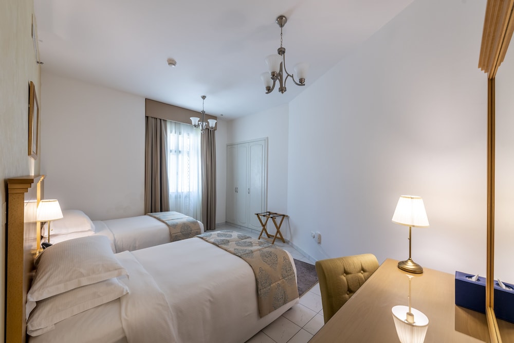 Roda Al Murooj Residences 5