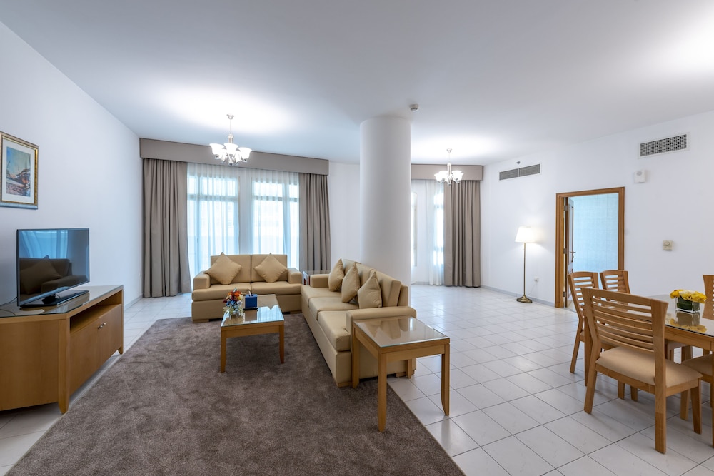 Roda Al Murooj Residences 23