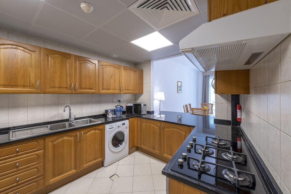 Roda Al Murooj Residences 14