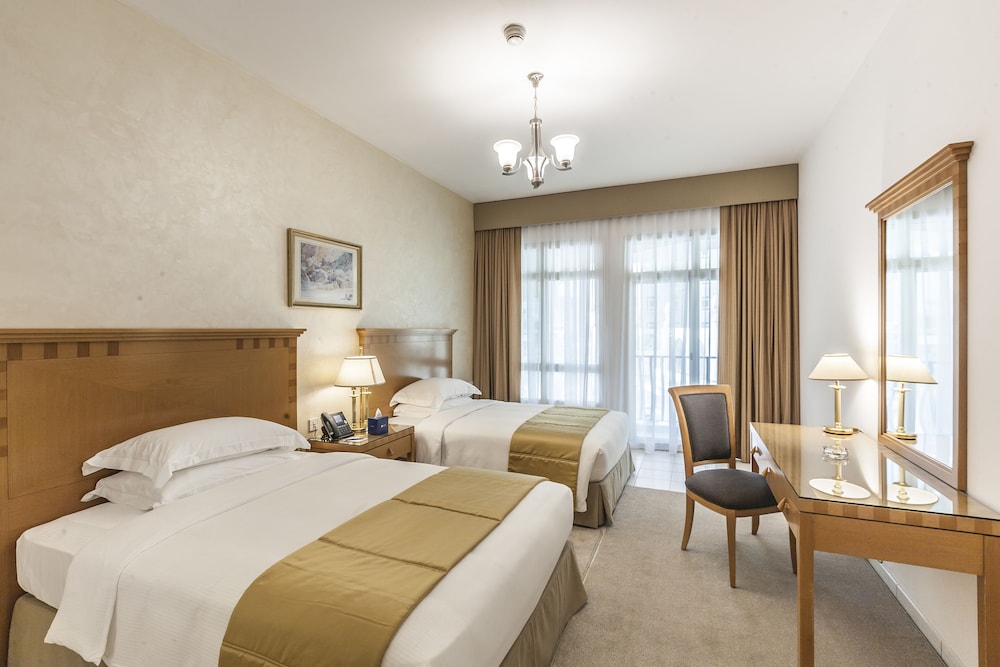 Roda Al Murooj Residences 3