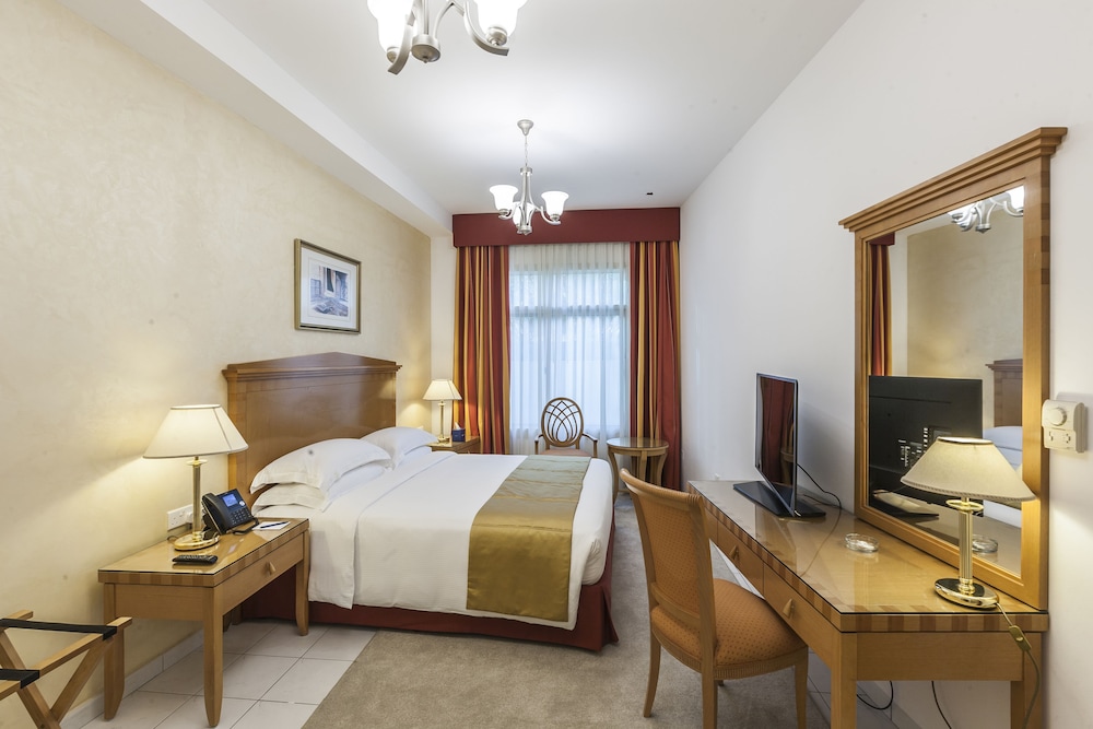 Roda Al Murooj Residences 6