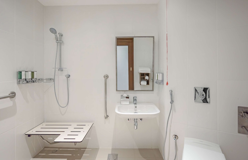 Hampton by Hilton Dubai Al Barsha 19