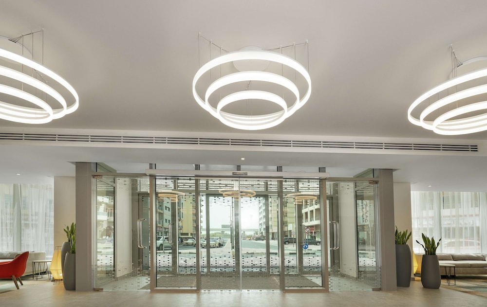 Hampton by Hilton Dubai Al Barsha 2