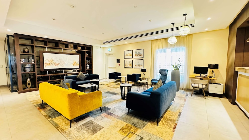 Hampton by Hilton Dubai Al Barsha 3