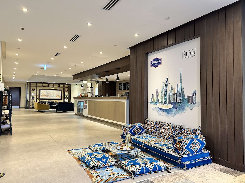 Hampton by Hilton Dubai Al Barsha 5