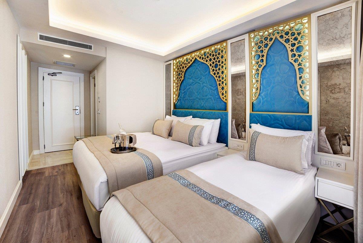 Great Fortune Design Hotel 11
