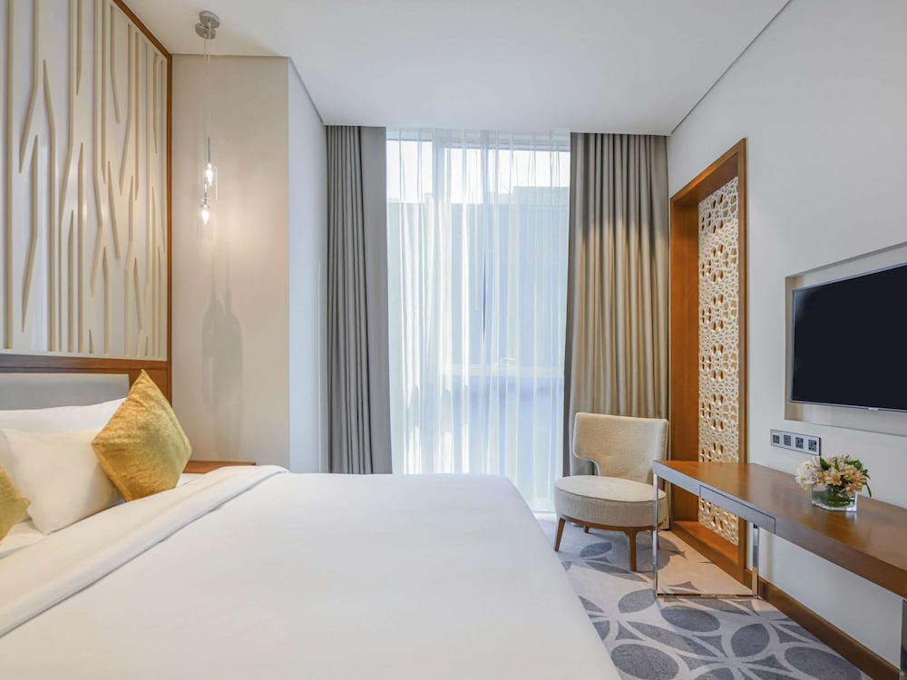 Grand Mercure Dubai City 23