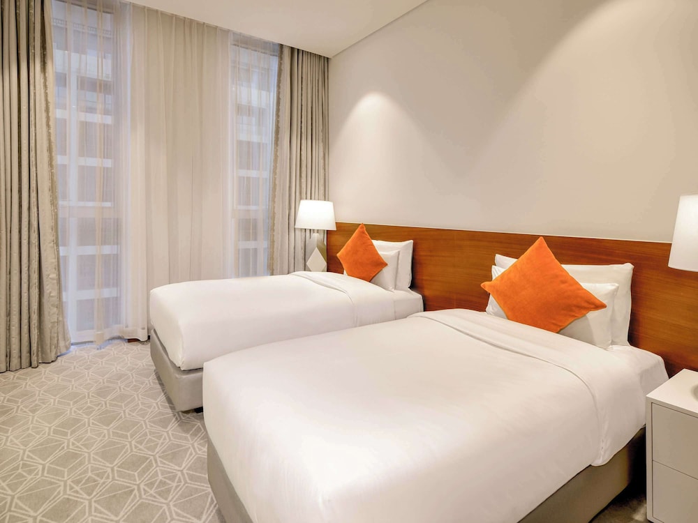 Grand Mercure Dubai City 14