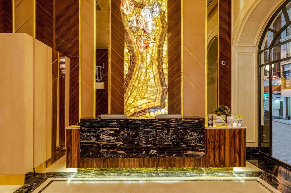 Beethoven Senfoni Hotel 7