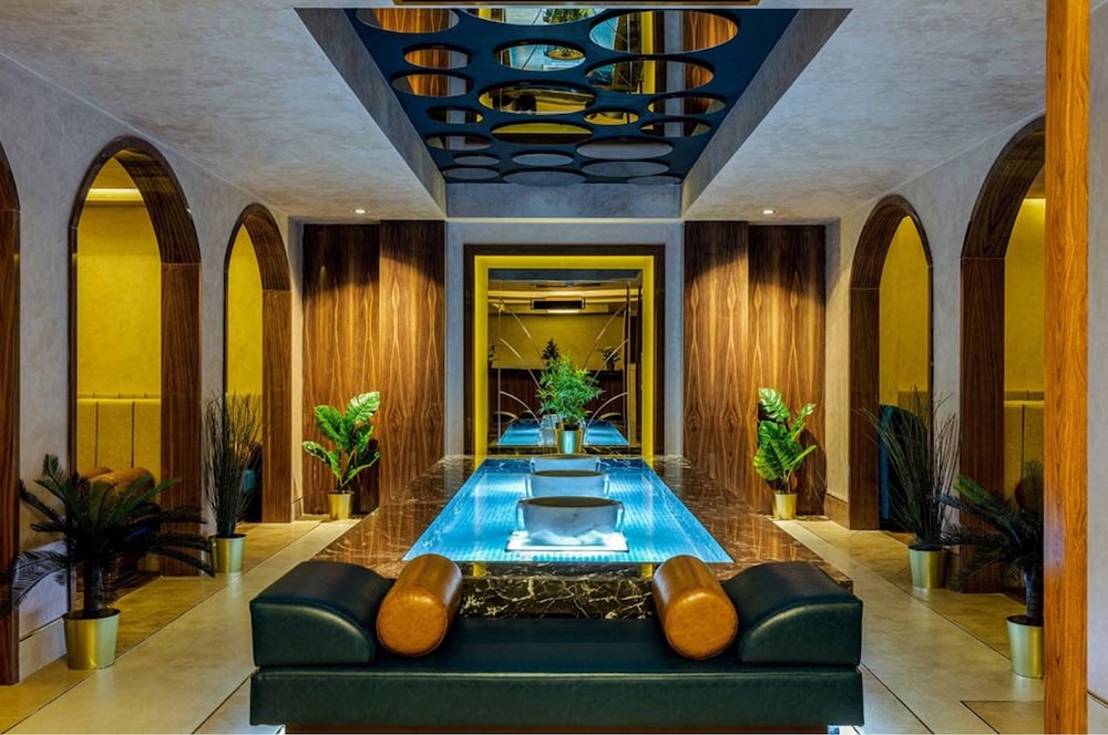 Beethoven Senfoni Hotel 6