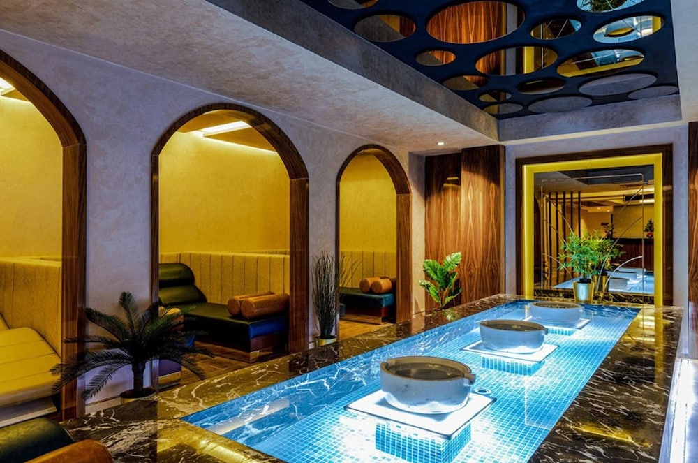 Beethoven Senfoni Hotel 22