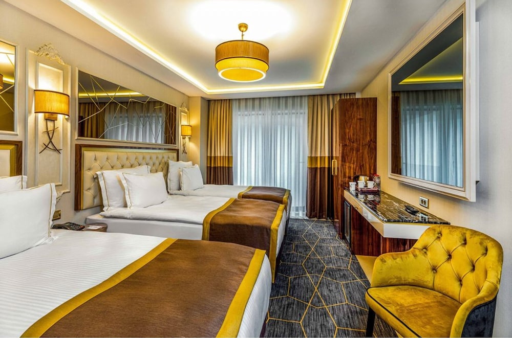 Beethoven Senfoni Hotel 13