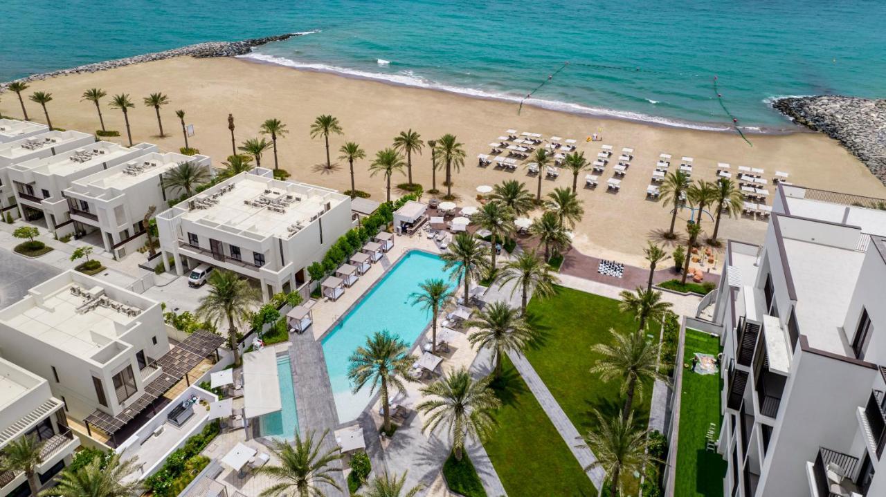 Palace Beach Resort Fujairah 21