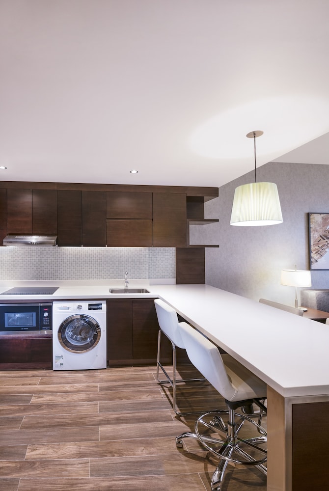 Hyatt Place Dubai/Wasl District Residences 17