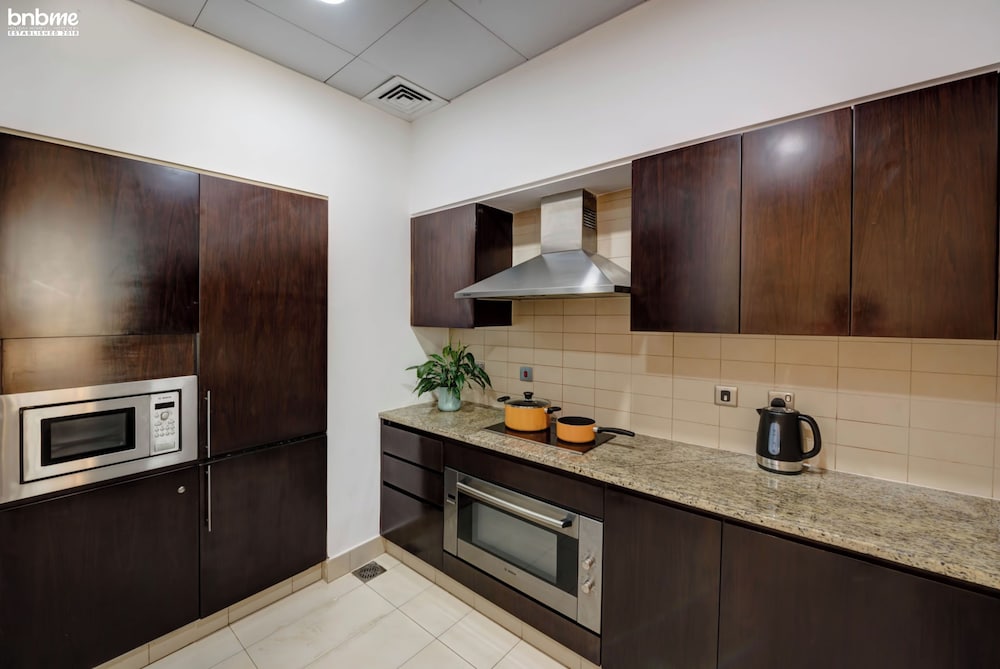 Tiara Residences by Bnbme Holiday Homes 7