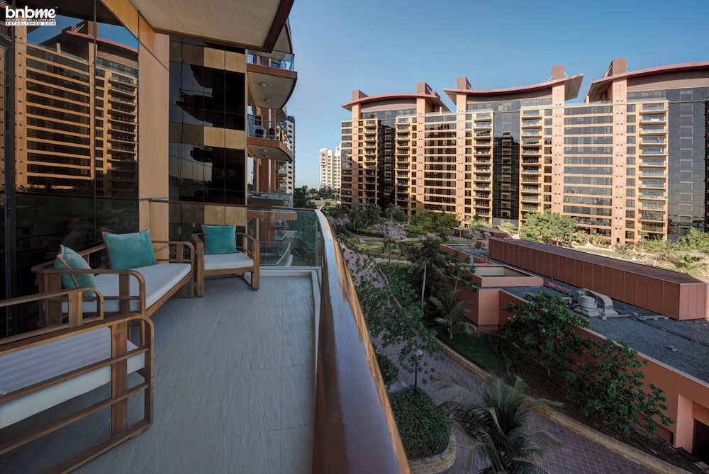 Tiara Residences by Bnbme Holiday Homes 17