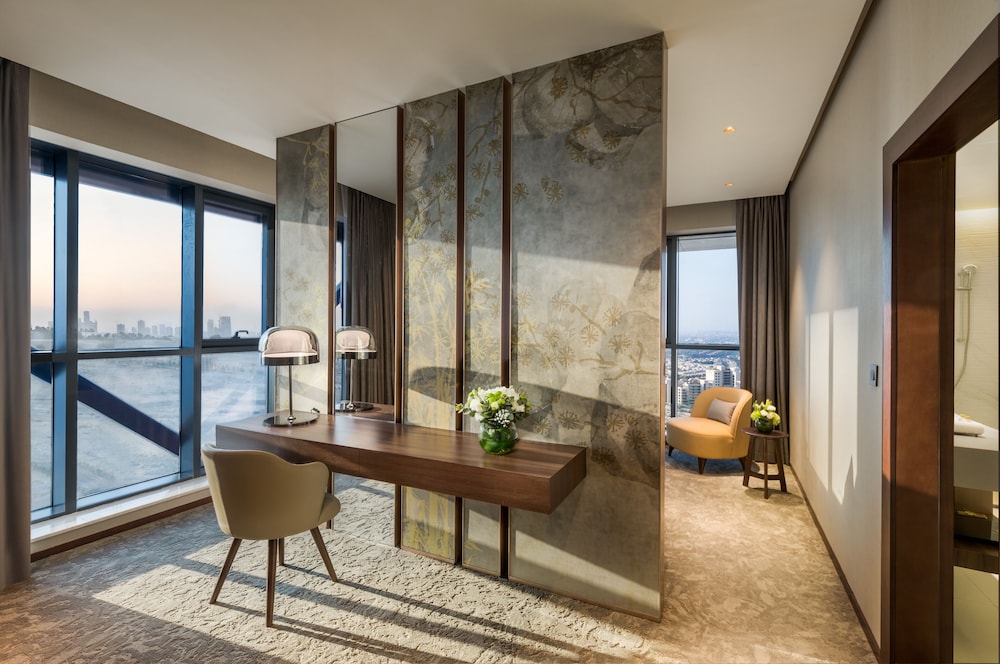 Millennium Place Barsha Heights Hotel 18