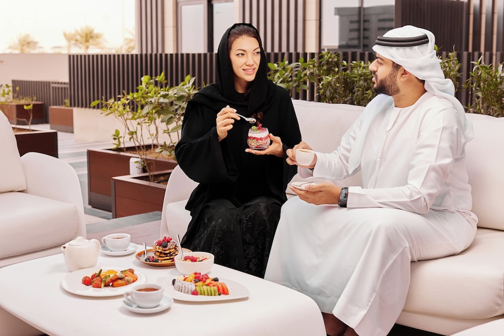 Staybridge Suites Al-Maktoum Airport 14