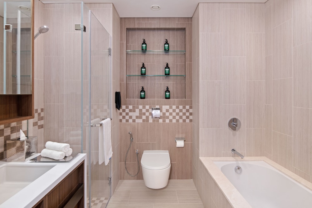 Staybridge Suites Al-Maktoum Airport 20