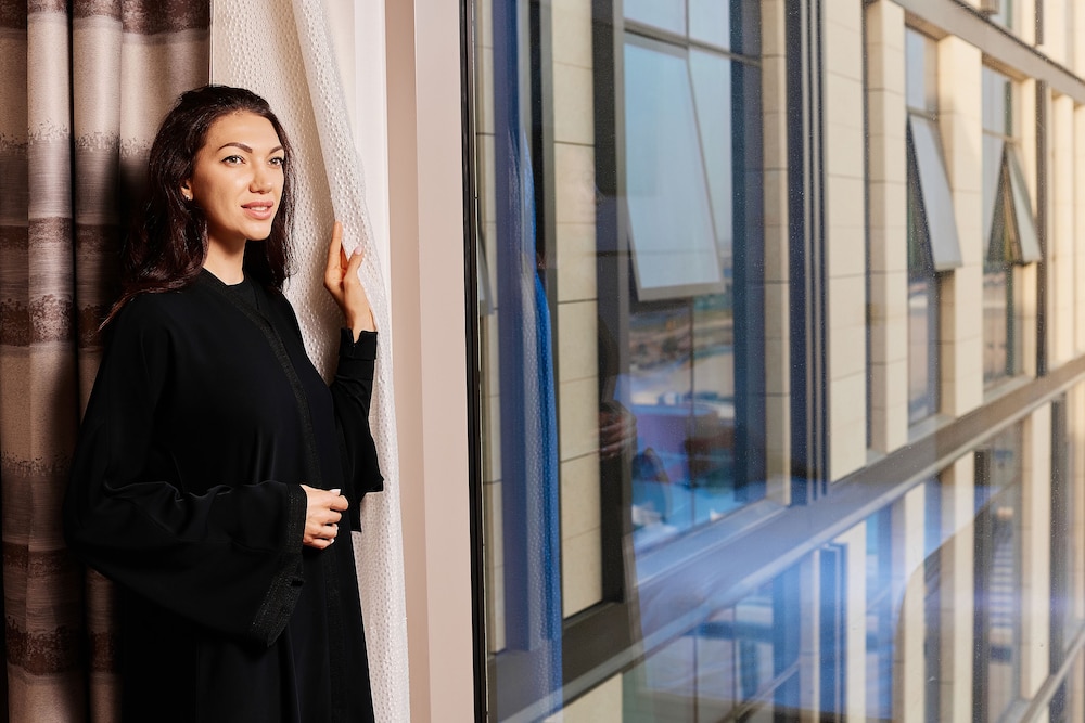 Staybridge Suites Al-Maktoum Airport 18