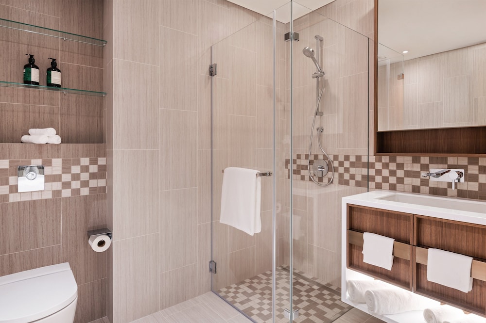 Staybridge Suites Al-Maktoum Airport 21