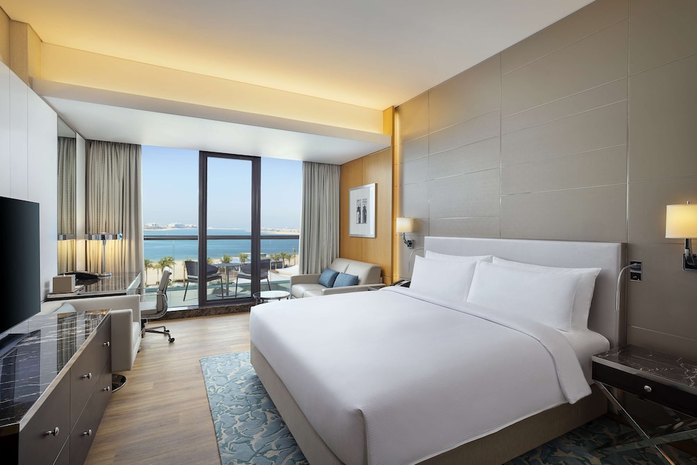 Hilton Dubai Palm Jumeirah 15
