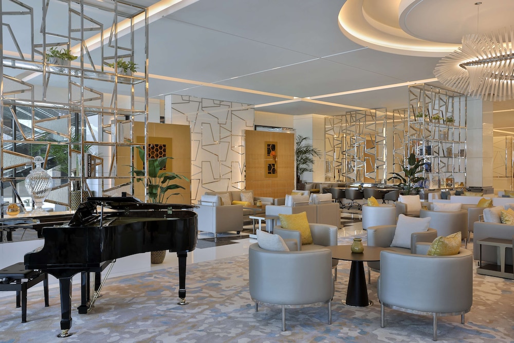 Hilton Dubai Palm Jumeirah 6