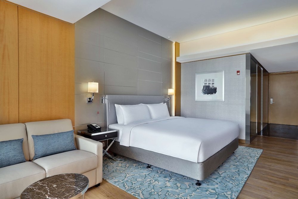 Hilton Dubai Palm Jumeirah 24