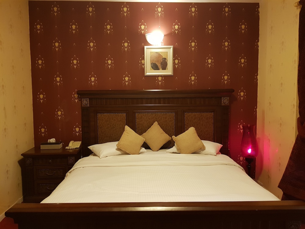 Al Jazeera Hotel Apartments LLC 5