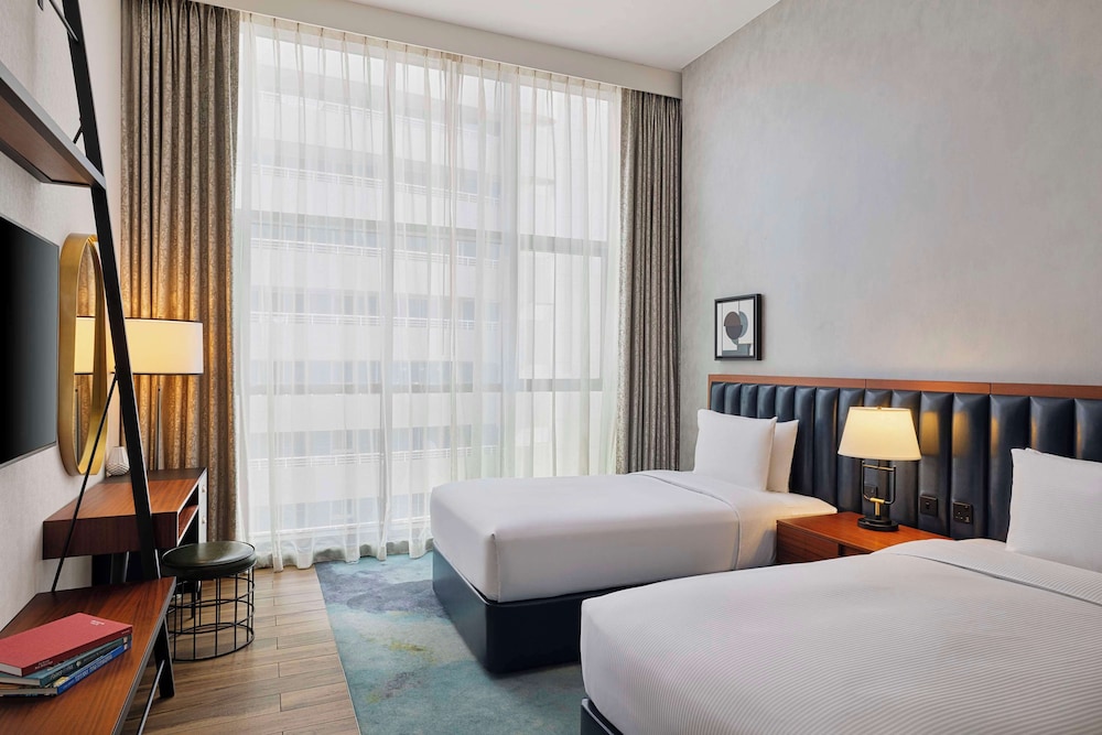 DoubleTree by Hilton Dubai M square Hotel & Residences 22