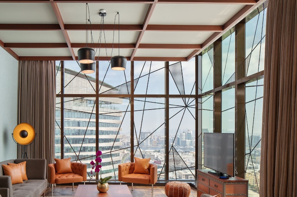 DoubleTree by Hilton Dubai M square Hotel & Residences 7