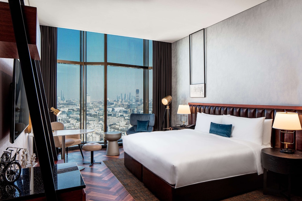DoubleTree by Hilton Dubai M square Hotel & Residences 18