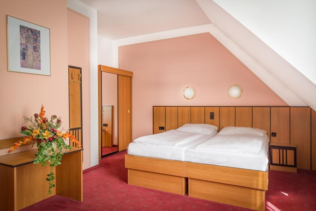 Gartenhotel Gabriel 16