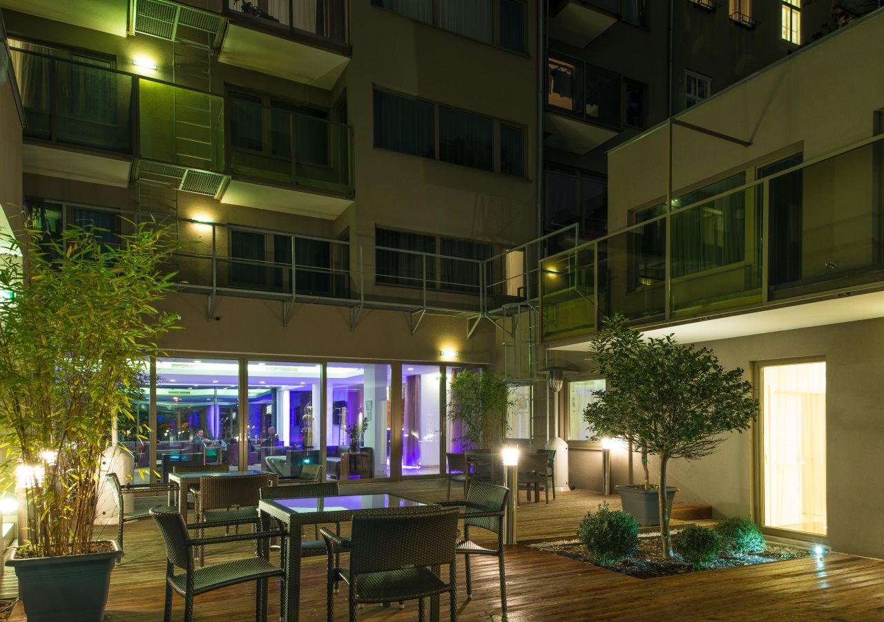 Pakat Suites