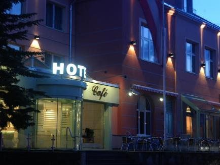 Schild 10