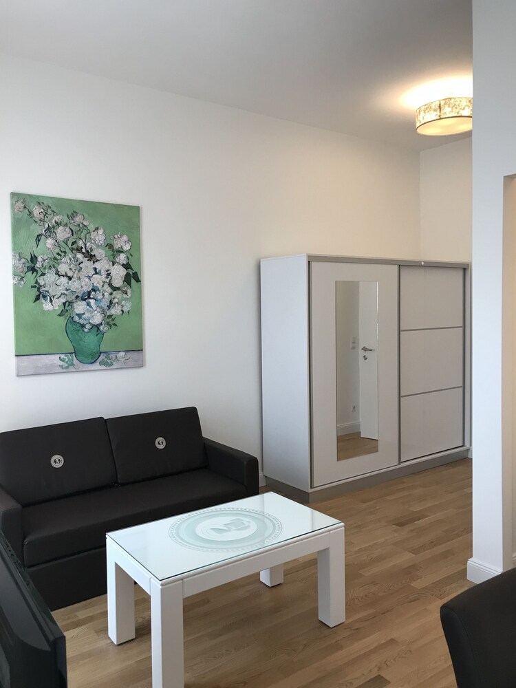 Steiner Residences Haus Taborstraße 4