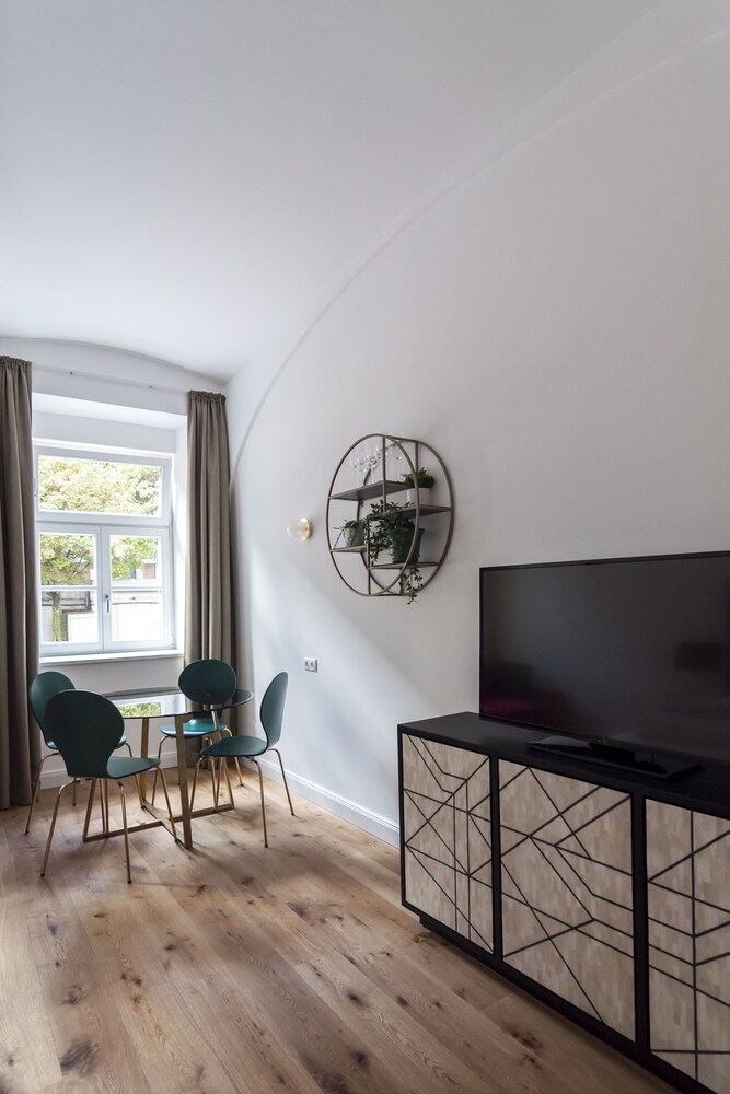 Sankt Elisabeth Superior Apartments 2