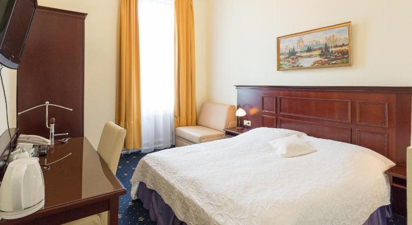 Hotel Viktoria 11
