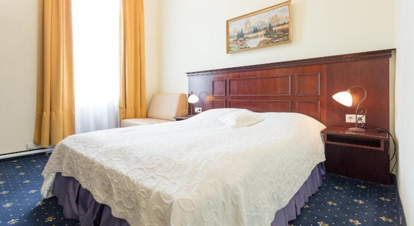 Hotel Viktoria 14