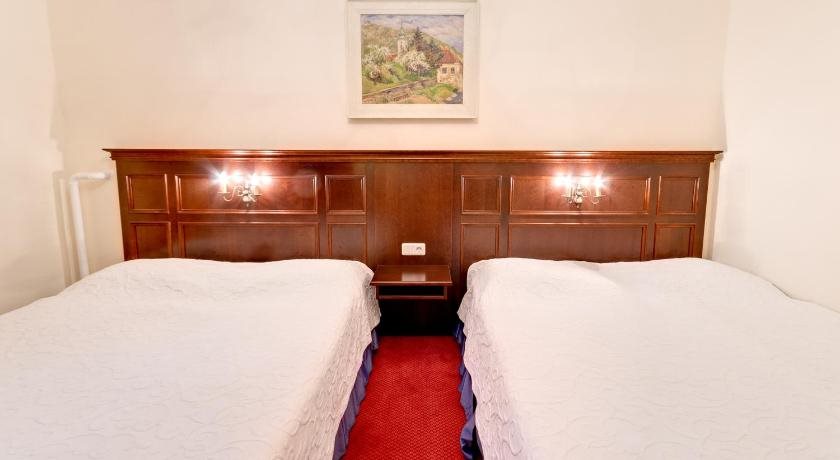 Hotel Viktoria 20