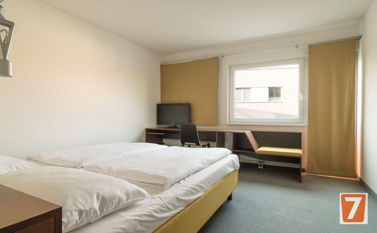 Kyriad Vienna Altmannsdorf 21