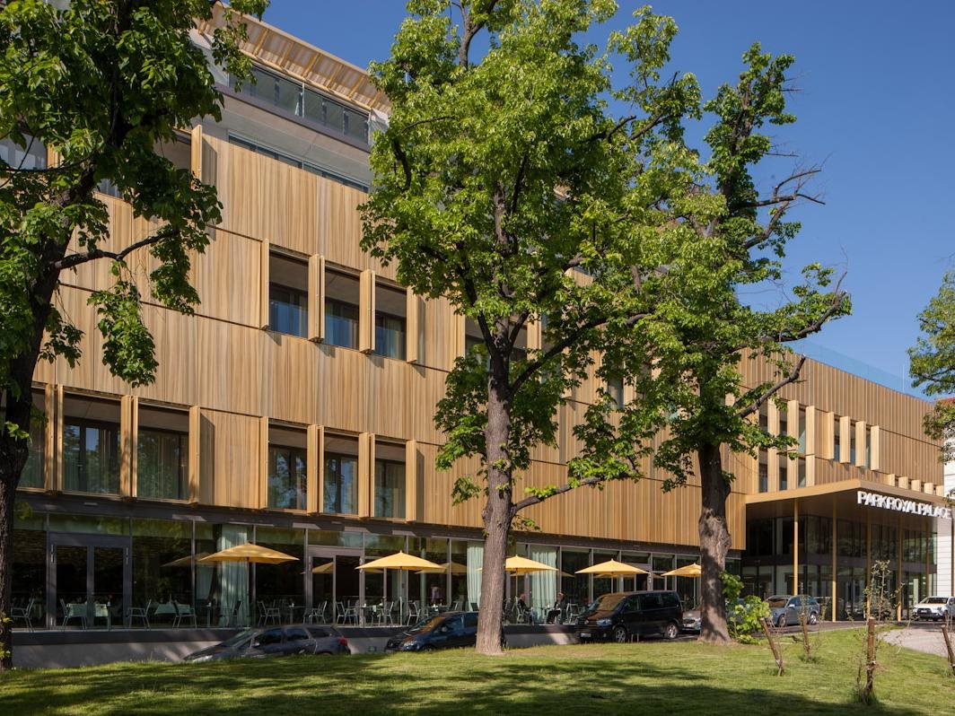 DoubleTree by Hilton Vienna Schonbrunn 5
