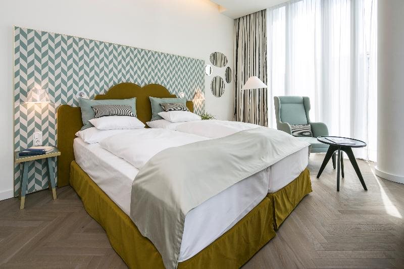 Crowne Plaza by IHG Vienna 14