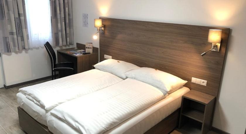 Hotel König 17