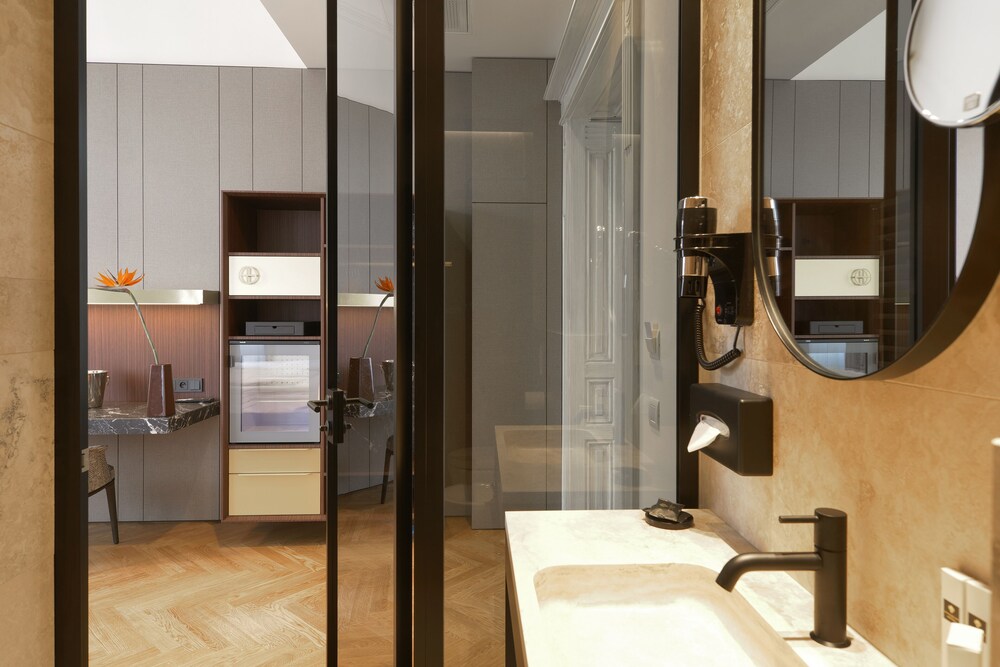 Mottl House by Adrez 8