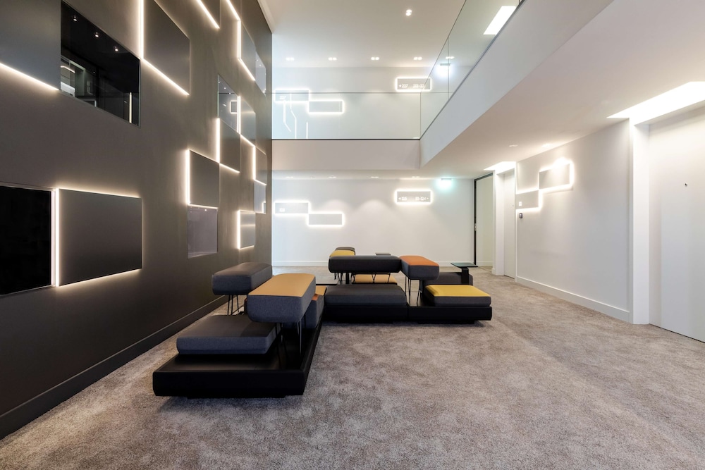 KPM Hotel & Residences 5