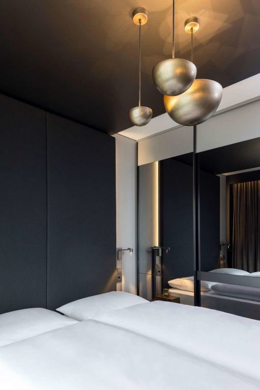 Hotel AMANO East Side 16