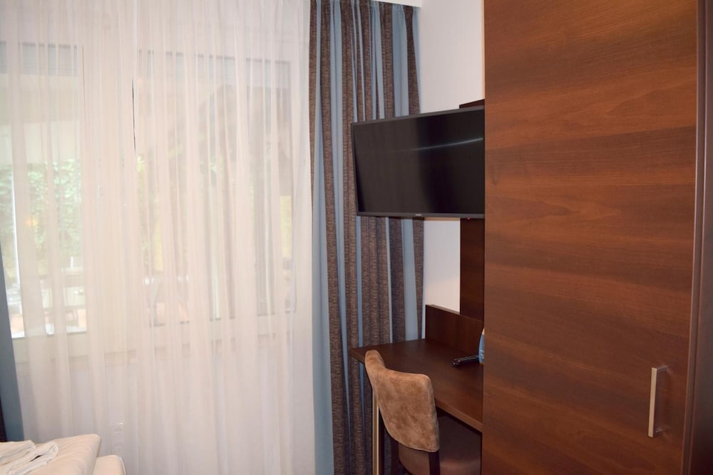 TRIP INN Hotel Budget Messe 10