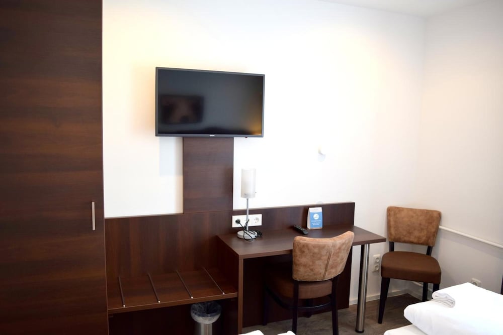 TRIP INN Hotel Budget Messe 11